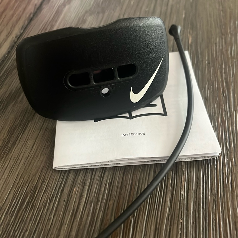 NWOT Nike Gameready Adult Mouthguard Lip Protection Mouth Guard Black